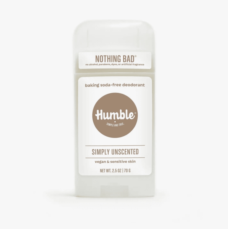 Naturlig og effektiv deodorant med kremig konsistens. Kun fire enkle ingredienser. Kan også smøres på føttene for å motvirke fotlukt. 70 g.